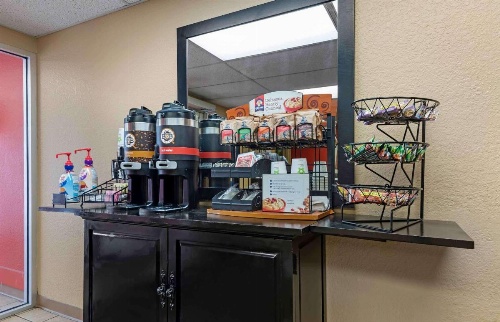 Extended Stay America Suites - Rochester - Greece image 10